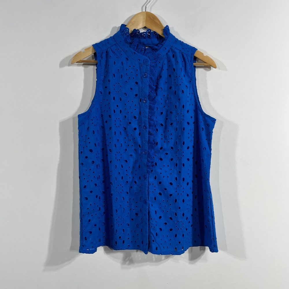 Womens Preppy Eyelet Dainty Coastal Ruffle Resort Button Down Top Womens Small